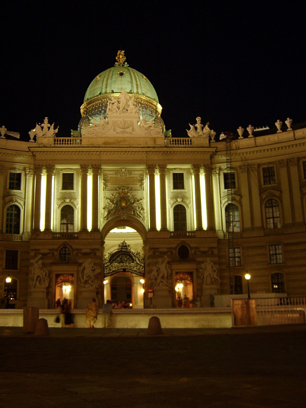 Hofburg / clik to next foto