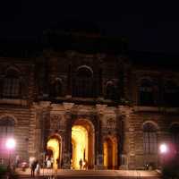 Zwinger, Semperbau