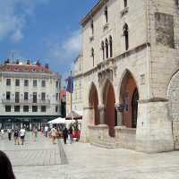 Narodni trg, Gradska vijećnic
