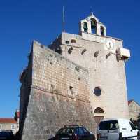 Vrboska - Crkva-tvrđava Sv. Marije od Milosrđa