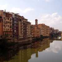 Riva sinistra dell'Arno
