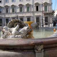 Fontana di Piazza Colonna
