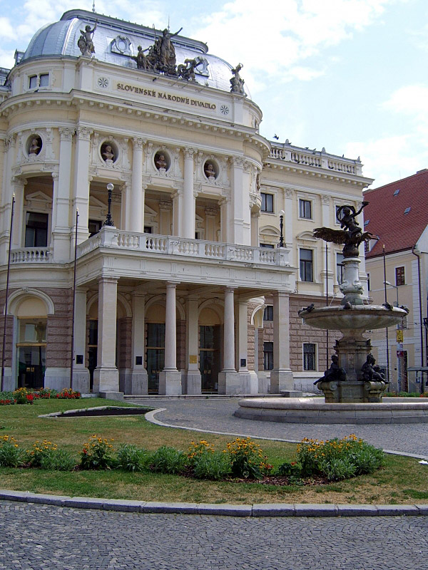Slovenské národné divadlo