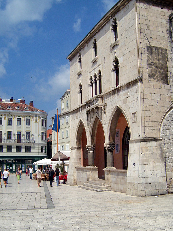 Narodni trg, Gradska vijećnica